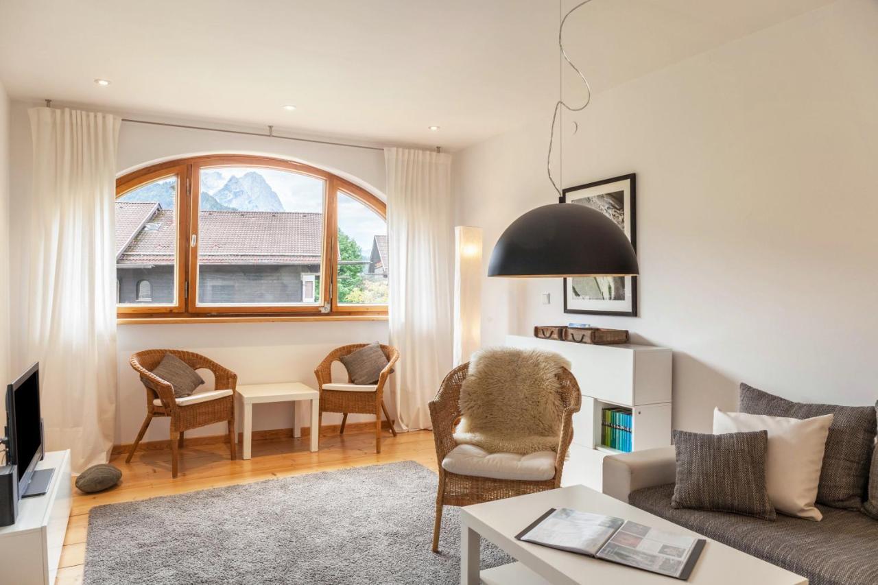 Fewo Im Blauen Haus Dg Garmisch-Partenkirchen Eksteriør bilde
